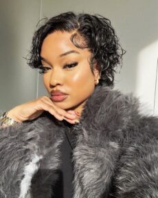Kelly - Brazilian 13x4 Frontal 6 Inch Pixie Curly Wig (1B, 1/27, 1/30)